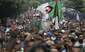 في الذكرى الثانية للحراك الشعبي: الجزائريون ومسيرة البحث عن « الجزائر الجديدة» 