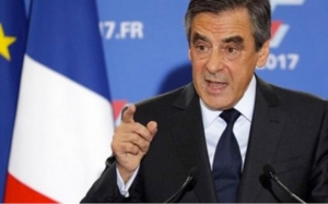 تقلبات في المشهد السياسي الفرنسي: فتح تحقيق قضائي بشأن المرشّح فرنسوا فيون
