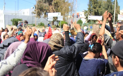 في الجهات المنتفضة:  الكاف: إضراب عام يوم 20 أفريل .. ووضع خطوط حمراء تطاوين: العودة إلى غلق كل الطرقات ونجاح إضراب الحقول النفطية