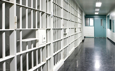 وزير العدل يقرر تخفيض عدد مساجين سجن القيروان إلى النصف