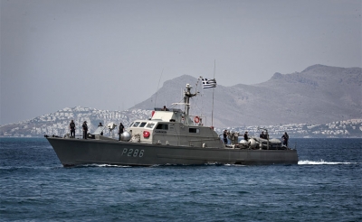 أثارت جدلا واتهامات متبادلة:  اليونان تحتجز سفينة تحمل مواد متفجرة متجهة إلى ليبيا