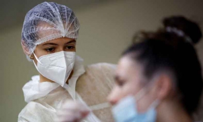 فرنسا تسجل 5774 إصابة جديدة بفيروس كورونا و32 وفاة