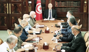 بعد تفعيل الفصل 80 وفق قراءة متوسعة: تونس والمخاطر الجديدة