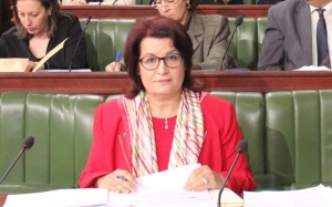 في جلسة عامة لمجلس نواب الشعب: وزيرة الصحة سميرة مرعي تتصدّى لـ 8 أسئلة دفعة واحدة