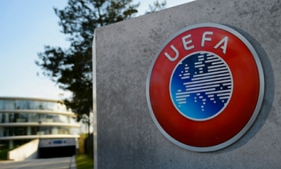 الاتحاد الأوروبي لكرة القدم  إنشاء مجلس للحكماء