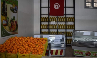 سيدي بوزيد: افتتاح نقطة بيع من المنتج الى المستهلك بمناسبة شهر رمضان المعظم