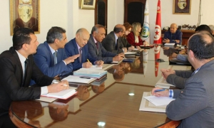 جلسة عمل مشتركة بين وزارة الفلاحة والسّياحة حول الاقتصاد في الماء