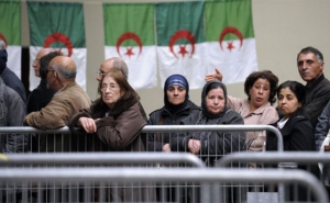 أي مشهد سياسي ينتظر الجزائريين بعد العزوف الانتخابي ؟