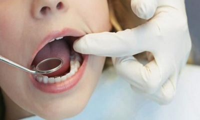 أمين عام أطباء أسنان تونس: يجب اعتبار طبيب الأسنان من المهن الشاقة