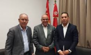 الطبوبي يلتقي عميد المحامين ورئيس الرابطة حول آفاق العمل المشترك