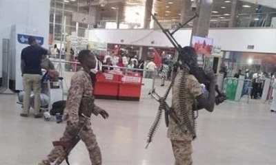 قوات الدعم السريع تقول إنها سيطرت على مطار الخرطوم