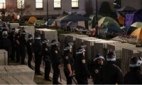 شرطة نيويورك تخرج المتظاهرين المؤيدين لغزة من جامعة كولومبيا