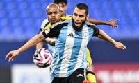 صعوبات يعيش سفراء الكرة التونسية في الملاعب الخليجية