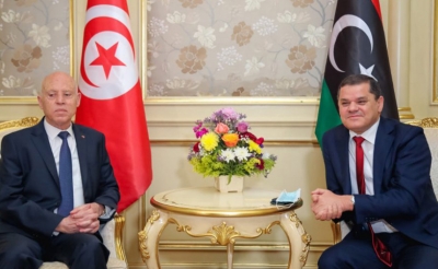 بعد جدل التصريحات حول «المصدر الرئيسي للإرهاب» وتواصل غلق الحدود: رئيس الحكومة الليبية يلتقي اليوم مع قيس سعيد لتهدئة الأجواء وتعزيز العلاقات الثنائية