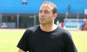 المكشر يشد الرحال إلى السعودية رفقة كفاءات تونسية
