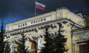 المركزي الروسي يمدد القيود على تحويل الأموال للخارج 6 أشهر