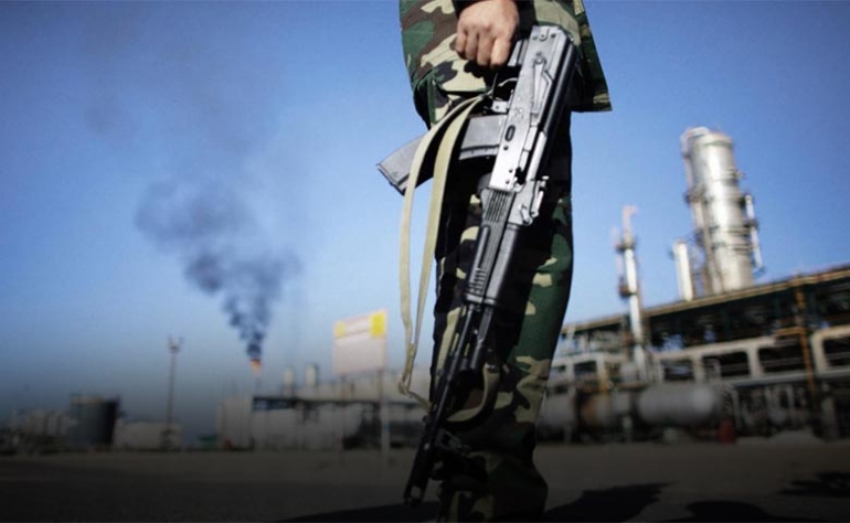 خلط الأوراق من جديد في ليبيا:  الهجوم على الموانئ النفطية ..  الأطراف الرابحة والخاسرة من التصعيد