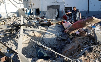 عشرات القتلى والجرحى في غارة على مركز للمهاجرين في طرابلس:  المهاجرون والمدنيون... ضحايا الحرب في ليبيا