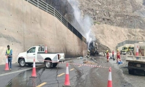السعودية: مقتل 20 شخصا وإصابة 29 إثر انقلاب حافلة معتمرين