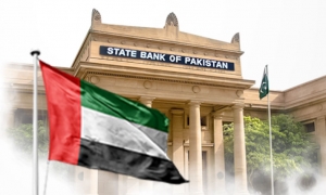 الإمارات تدعم بنك باكستان المركزي بمليار دولار