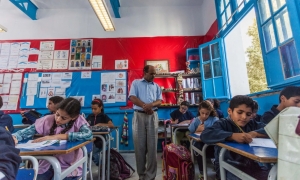 ترفيع في منح المديرين ومنح خاصة للمدرسين والقيمين