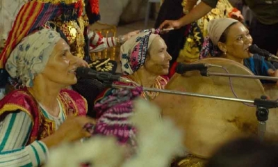 فيلم "ماشطات" لسونيا بن سلامة: سيرة نساء يصنعن من الضعف فنا