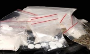 حجز كوكايين وأقراص مخدرة