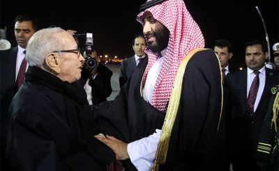 وليّ العهد السعودي محمد بن سلمان يصل إلى تونس: ورئيس الجمهورية في استقباله بالمطار