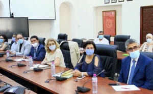 بعد انتشار العدوى في مناطق عديدة:  توجه نحو تركيز مسالك خاصة بكوفيد 19 وتركيز قاعات إيواء في كل المستشفيات في تونس