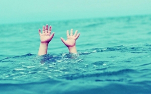 الحمامات: وفاة شاب من فوج كشفي غرقا وإنقاذ أصدقائه