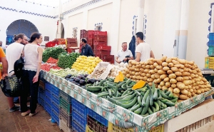 أسابيع قبل شهر رمضان:  أسعار الغلال ترتفع ..وأسعار الخضروات تتراجع