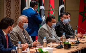 في الوقت الذي تواصل فيه الأمم المتحدة استكمال التحضير لإنجاز المنتدى السياسي الليبي الليبي في التاسع من شهر نوفمبر المقبل، يتواصل الجدل في ما يتعلق