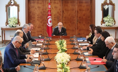رئيس الجمهورية في اجتماع الممضين على وثيقة قرطاج:  الاعلام الاجنبي ضخم الأحداث، وأسباب الاحتقان موجودة وتجب معالجتها
