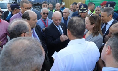 وزير النقل يتابع تقدم الإجراءات المتعلقة بتحسين أداء ميناء رادس.