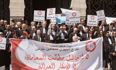 المحامون غاضبون... "متمسكين بمطالبنا وبالدفاع عن كل القضايا العادلة"