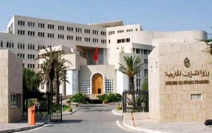 وزارة الشؤون الخارجية: تأكيد قرار انهاء مهام كل من السفير والقنصل العام لتونس بباريس
