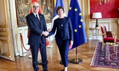 وزير الخارجية يلتقي بوزيرة أوروبا والشؤون الخارجية