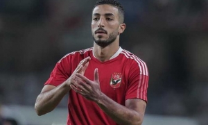 مدافع الاهلي المصري على رادار فالنسيا الاسباني