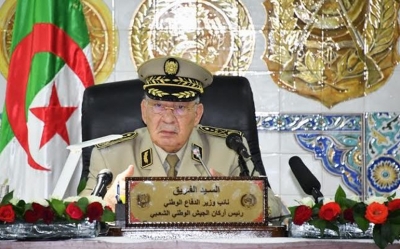 رئيس الاركان الجزائري يدعو إلى إعلان شغور منصب الرئيس بوتفليقة:  الجزائر ورياح التغيير