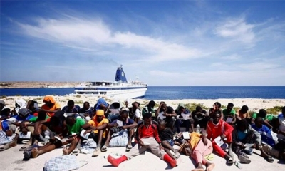 مسؤول إيطالي : لامبيدوزا الإيطالية بلغت "نقطة اللاعودة" في أزمة المهاجرين