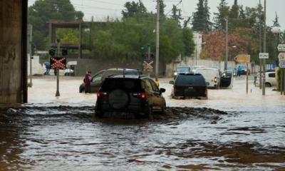 ظاهرة جوية استثنائية.. أمطار وسيول غير مسبوقة: ضحايا وتضرر عدة منازل وسيارات وعزلة مناطق مع تعليق الدراسة ليومين وتعطل الحياة اليومية