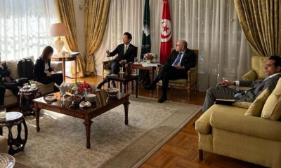 نبيل عمار يعقد جلسة عمل مع المبعوث الخاصّ لرئيس كوريا الجنوبية