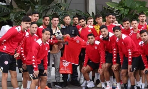 قبل مواجهة اليوم ضد انقلترا في مونديال الارجنتين رئيس الاتحاد العراقي لكرة القدم يدعم نسور قرطاج
