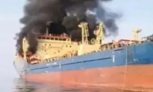 إيران: استهداف ناقلة نفط أمريكية قرب السواحل الكويتية