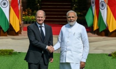 المستشار الألماني يبدأ زيارة للهند