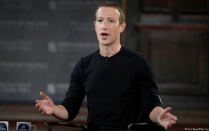 ثروة “مارك زوكربيرج”  مؤسسFacbook  تقفز  إلى 100 مليار دولار