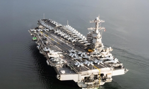 حاملة طائرات أمريكية تلقت أوامر بالإبحار إلى الشرق الأوسط