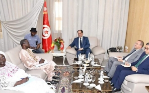 عودة الماليين المُقيمين بتونس بطريقة غير نظاميّة محور لقاء وزير الداخلية بالسفير المالي