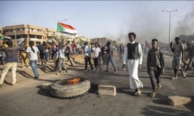 قائد بالجيش السوداني لقناة العربية: دولتان مجاورتان تحاولان تقديم المساعدة لقوات الدعم السريع