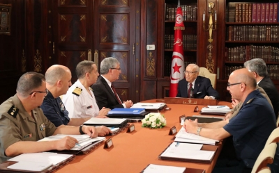 في اجتماع المجلس الأعلى للجيوش:  مقترحات وخطط لمكافحة الهجرة السريّة..  ومشروع قانون لإجبارية الخدمة العسكرية